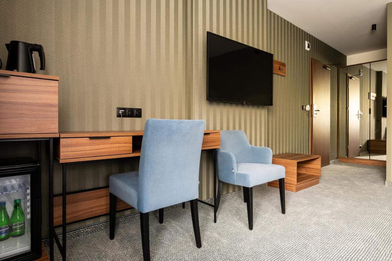 ויסלאו Hotel Vestina מראה חיצוני תמונה