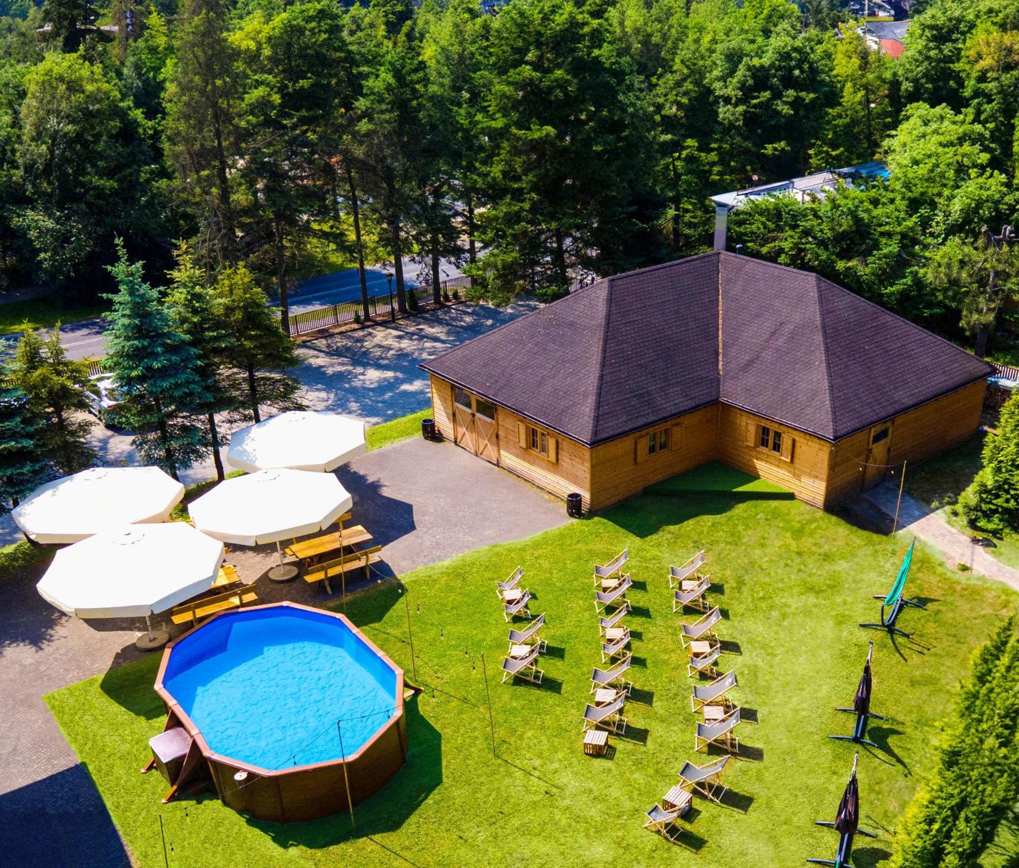 ויסלאו Hotel Vestina מראה חיצוני תמונה